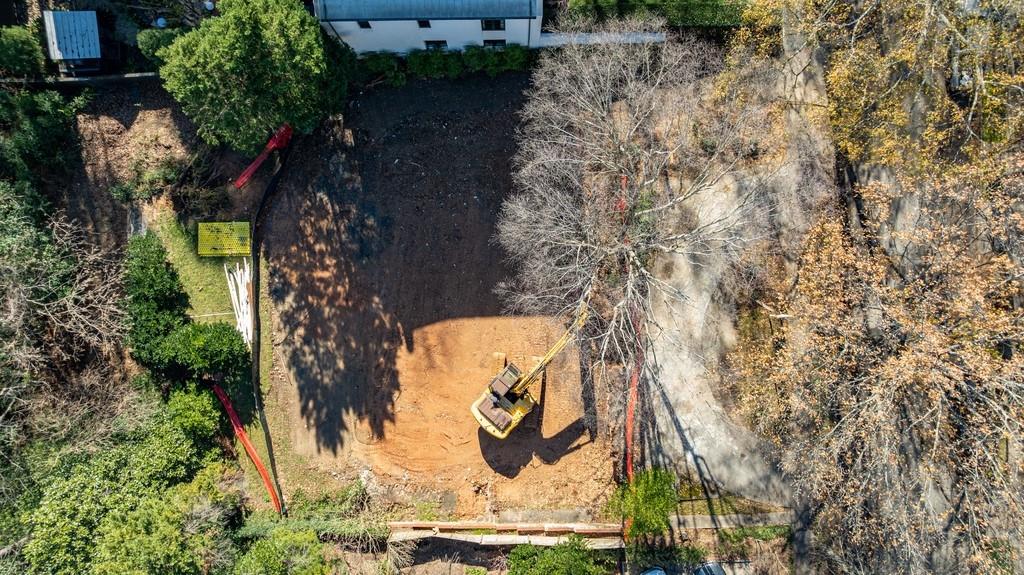 155 Huntington Road NE