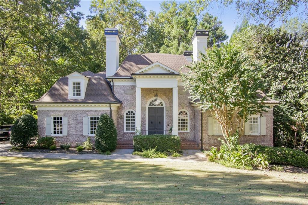 2770 Carmon On Wesley NW