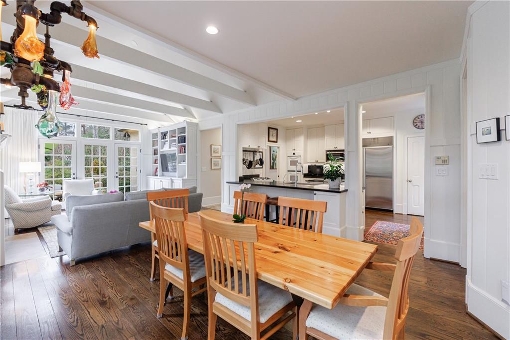 3302 W Andrews Drive NW