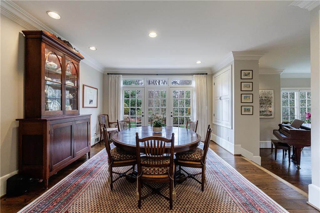 3302 W Andrews Drive NW