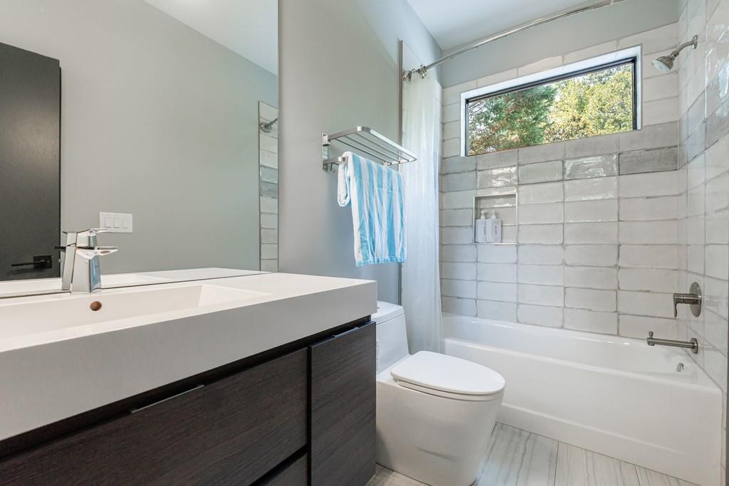 4036 Statewood Road NE