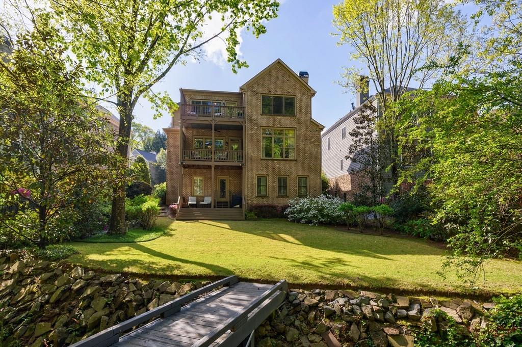 1144 Brookhaven Commons Drive NE