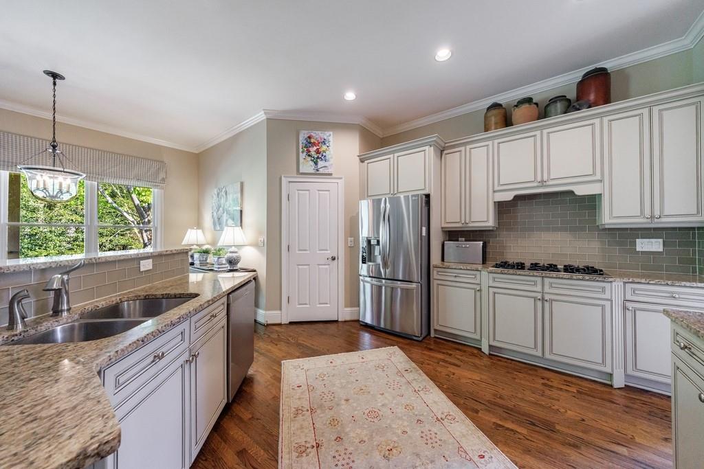 1144 Brookhaven Commons Drive NE