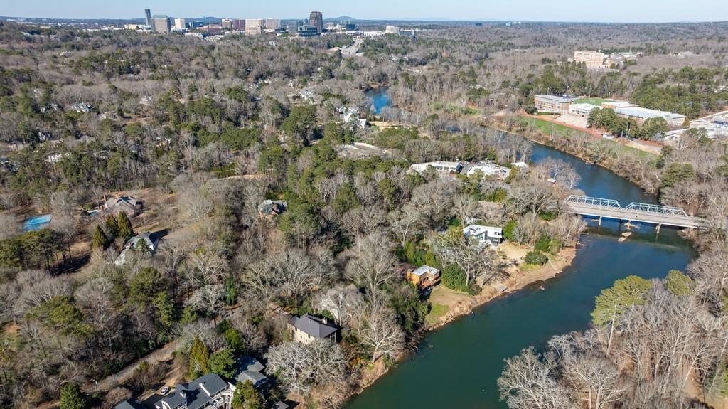 3941 Paces Ferry Drive SE