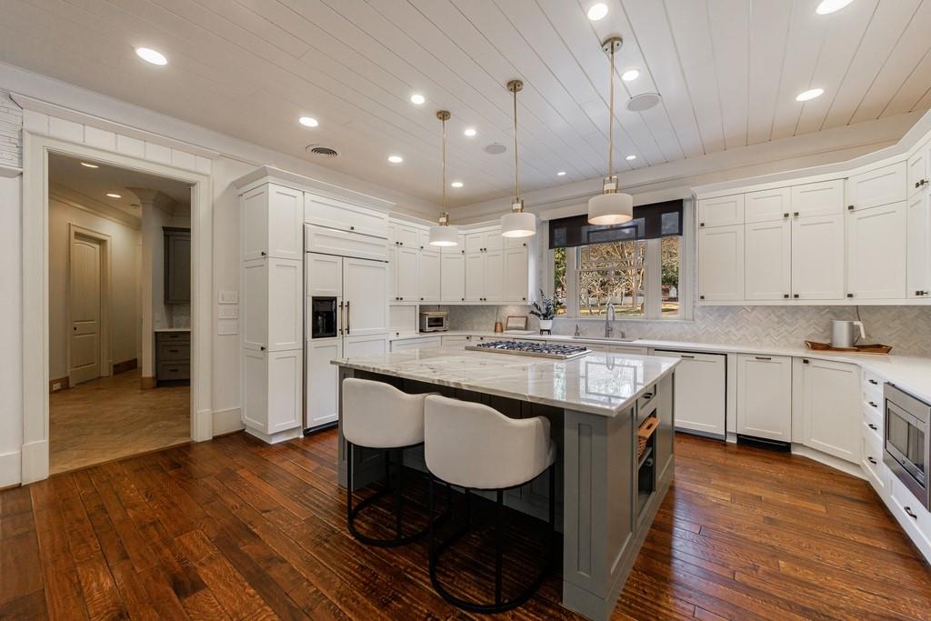 4500 Powers Ferry Road