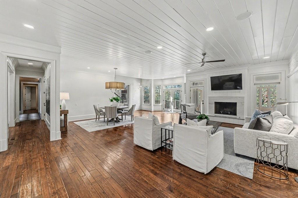 4500 Powers Ferry Road