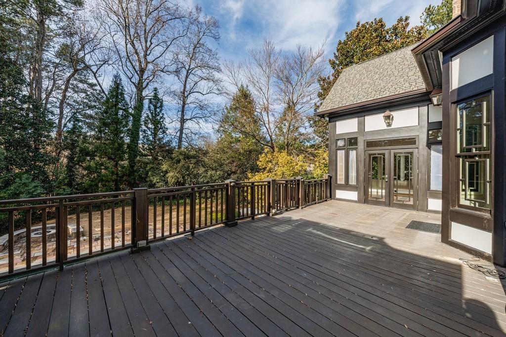 4500 Powers Ferry Road