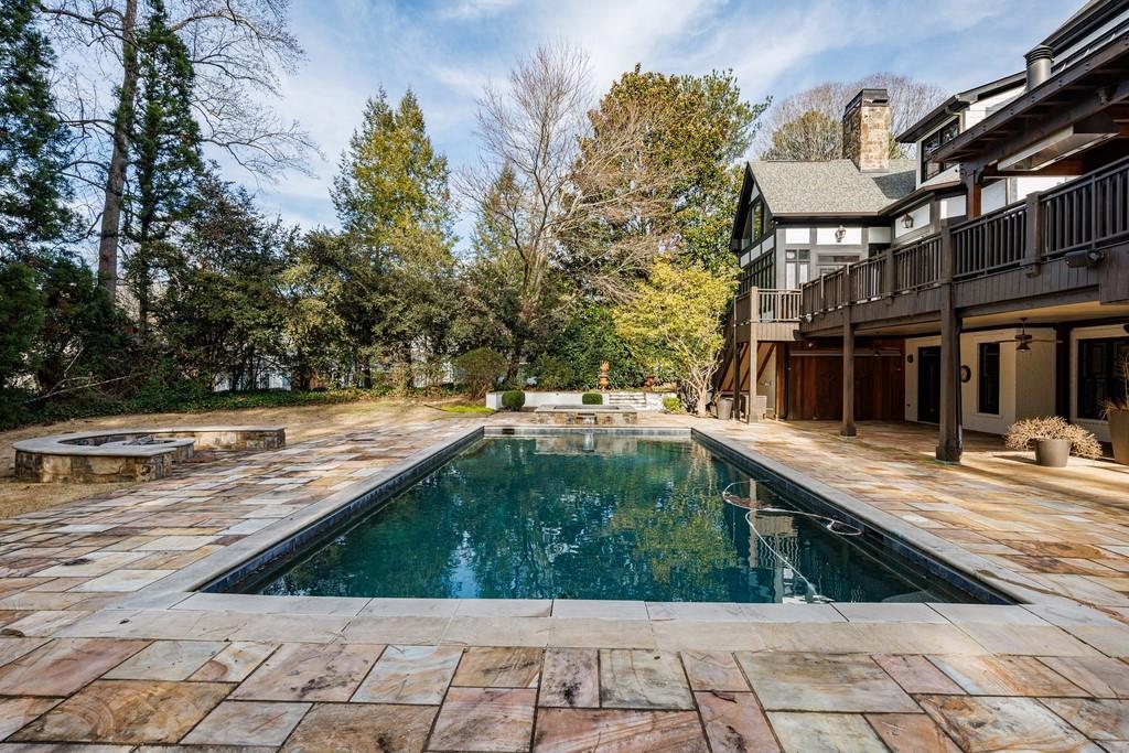 4500 Powers Ferry Road