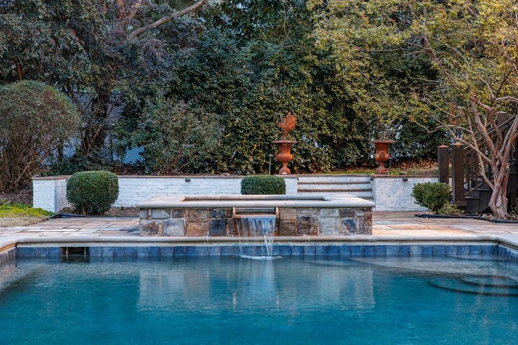 4500 Powers Ferry Road