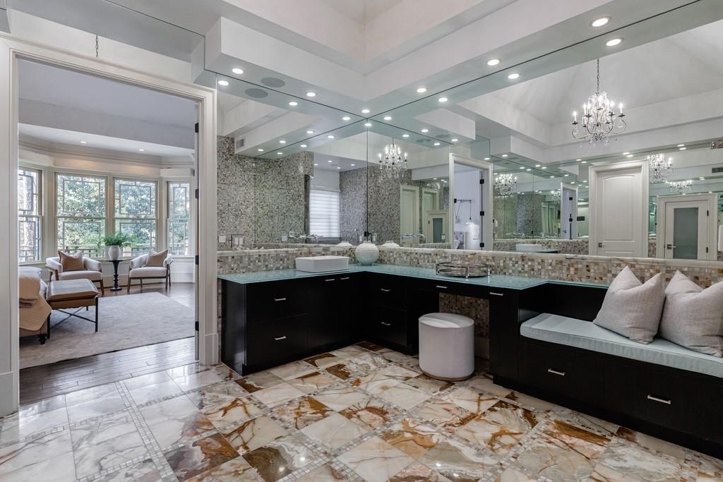 4500 Powers Ferry Road