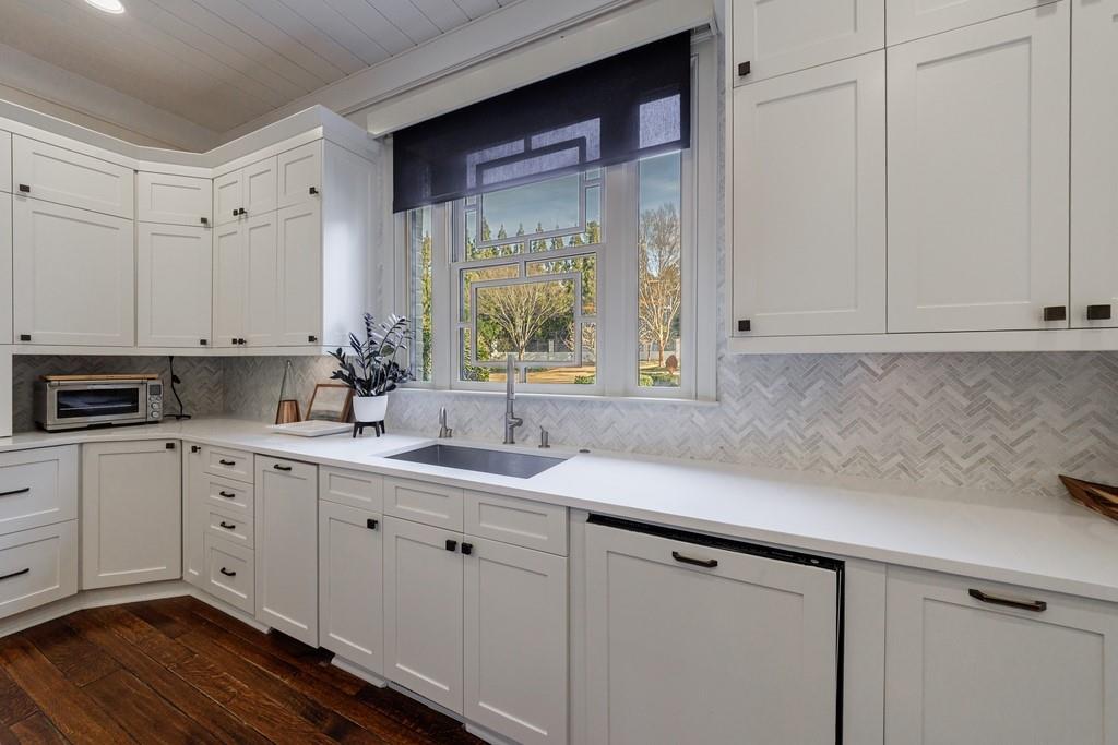 4500 Powers Ferry Road