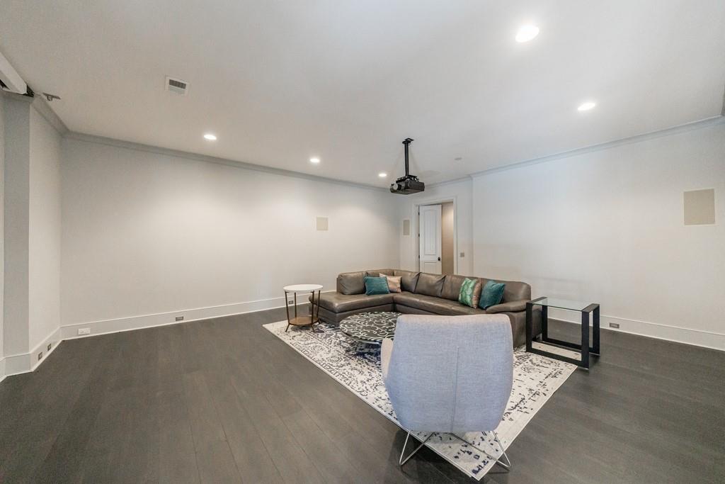 4500 Powers Ferry Road