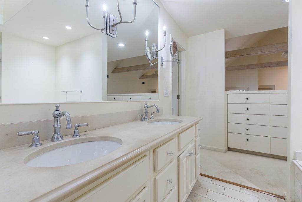 3990 Randall Mill Road NW