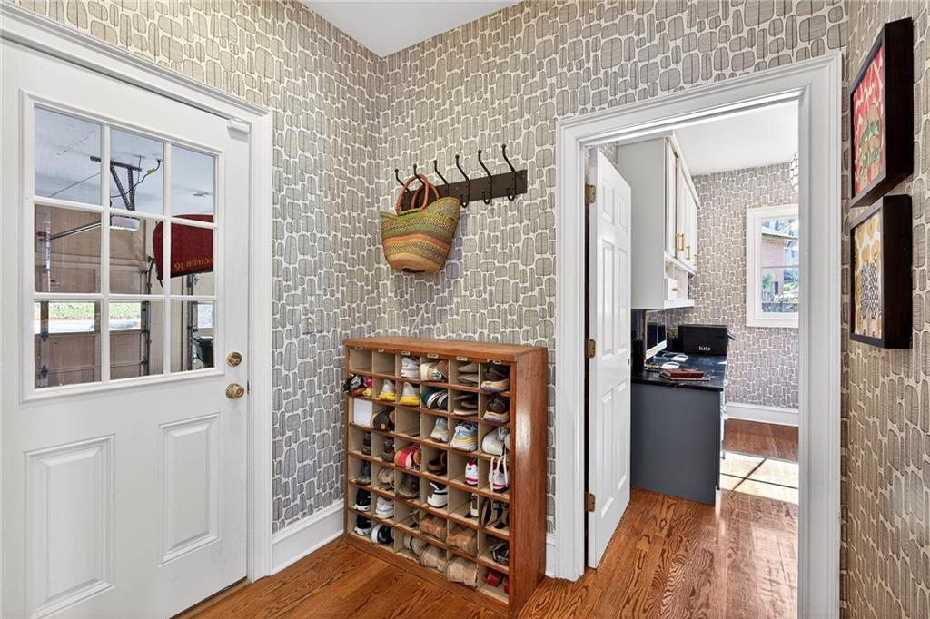 3642 Mayfair Road NE