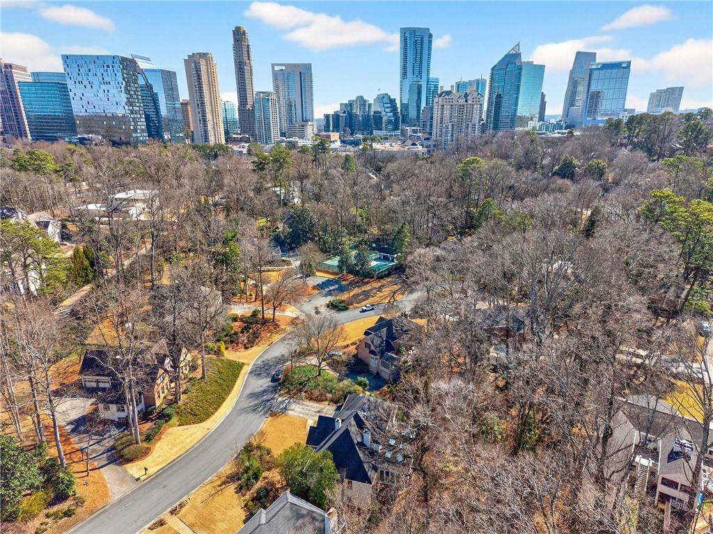 3642 Mayfair Road NE