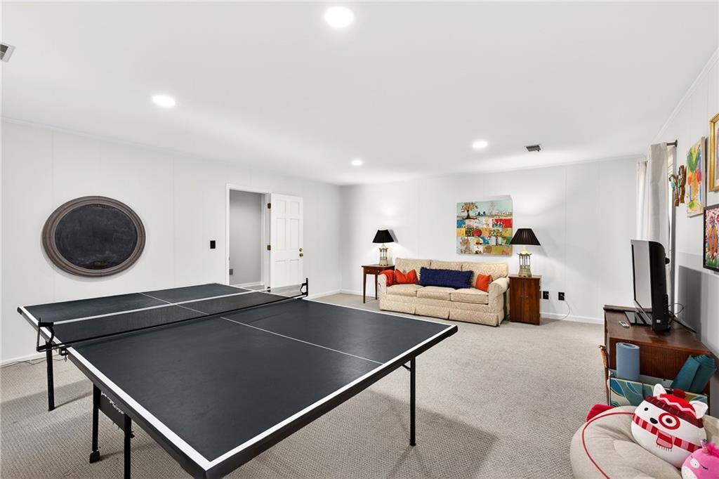 3642 Mayfair Road NE