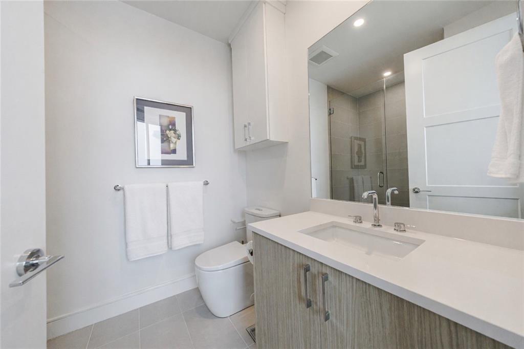 2425 Peachtree Road NE Unit 1401