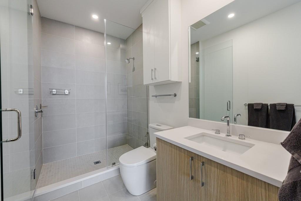 2425 Peachtree Road NE Unit 1401