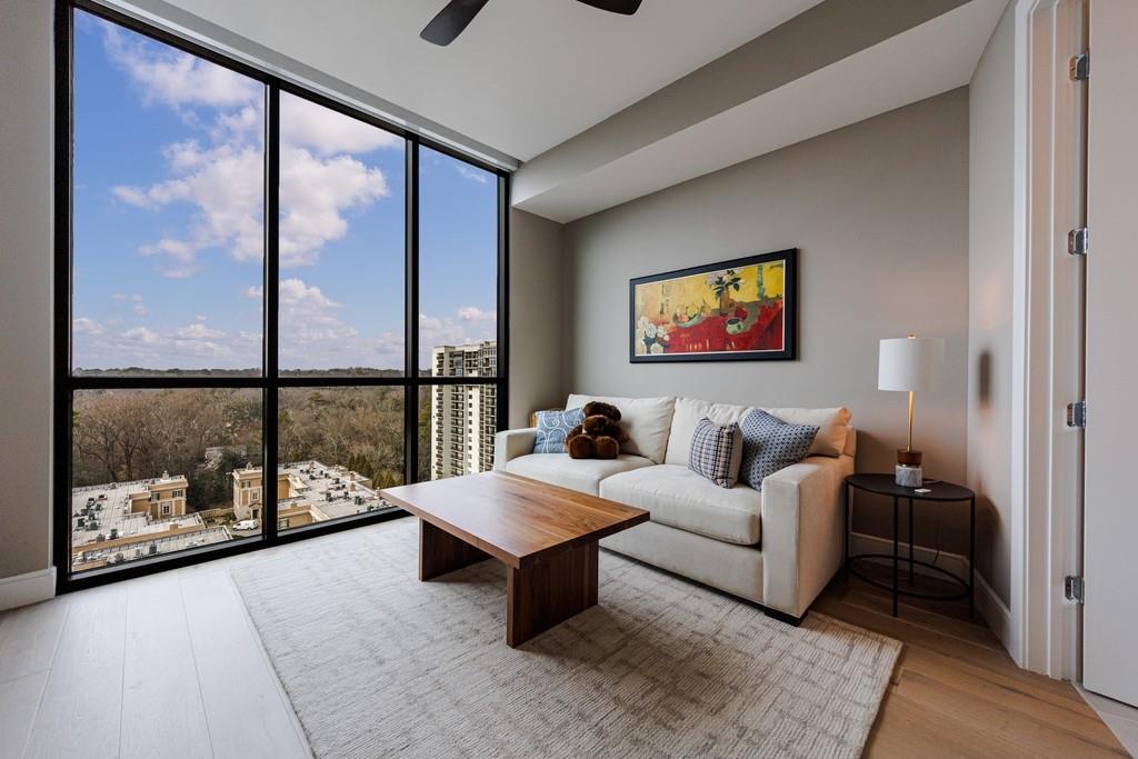 2425 Peachtree Road NE Unit 1401