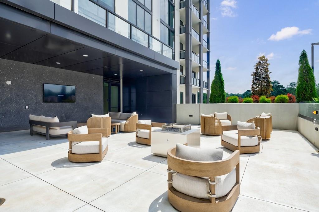 2425 Peachtree Road NE Unit 1401