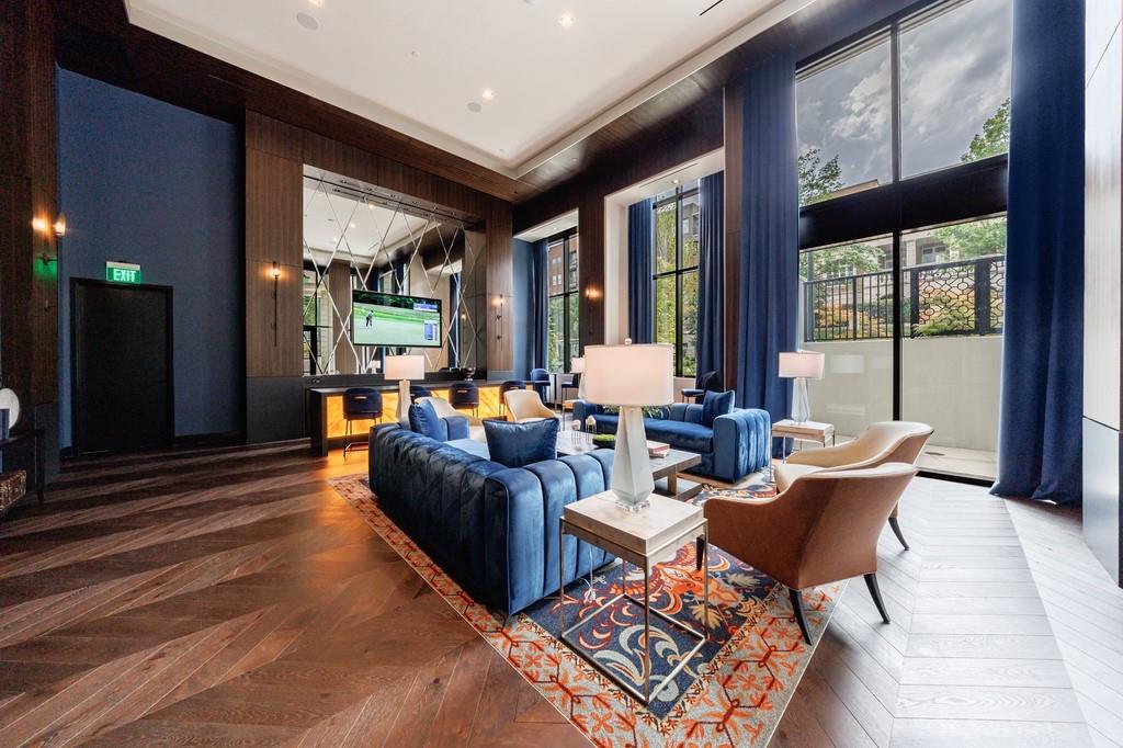 2425 Peachtree Road NE Unit 1401