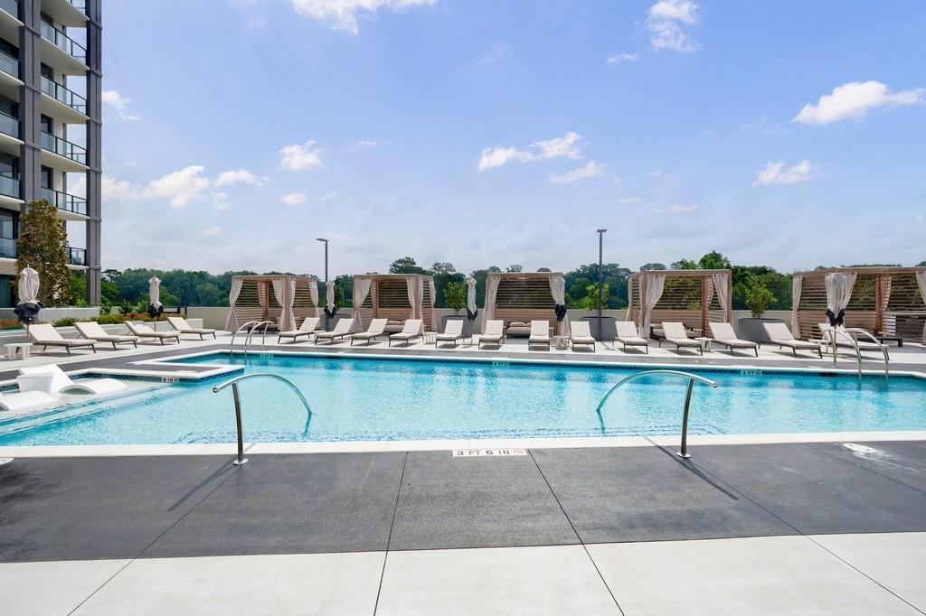 2425 Peachtree Road NE Unit 1401