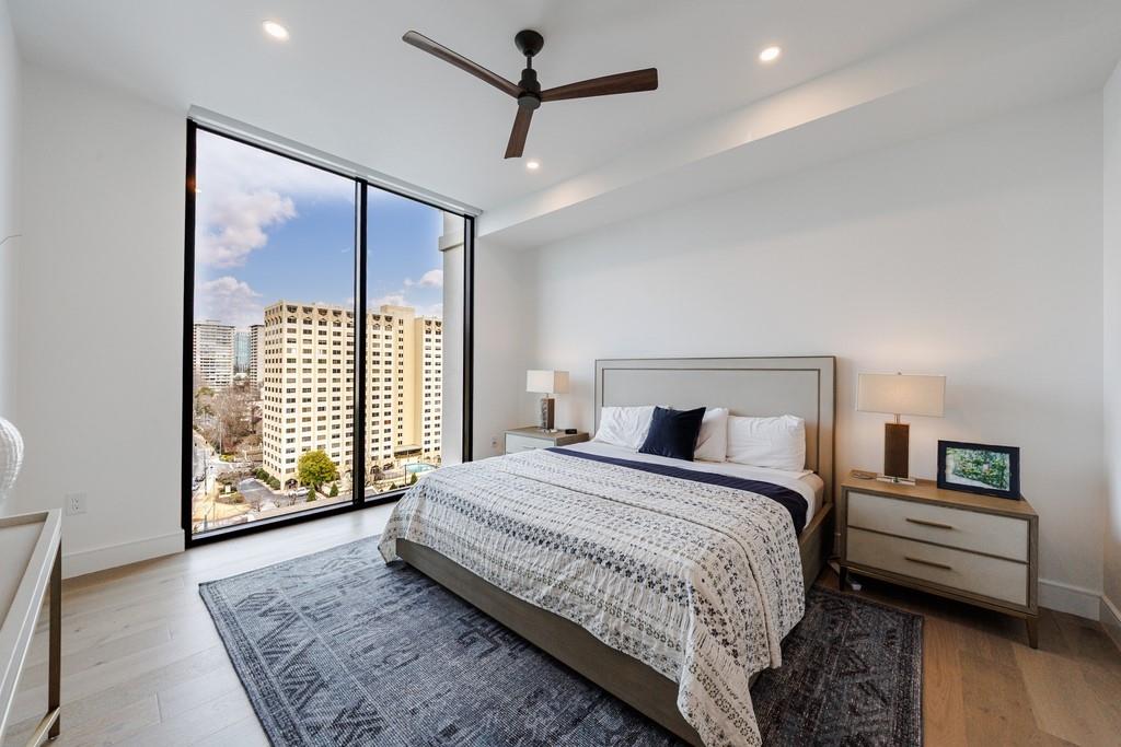 2425 Peachtree Road NE Unit 1401