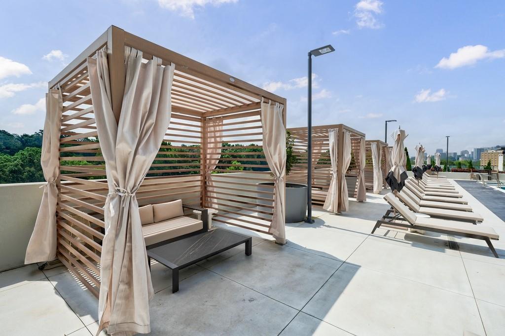 2425 Peachtree Road NE Unit 1401