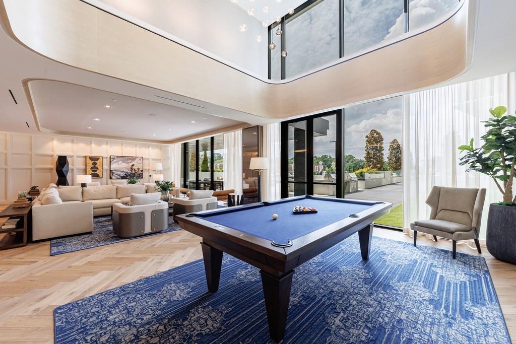 2425 Peachtree Road NE Unit 1401