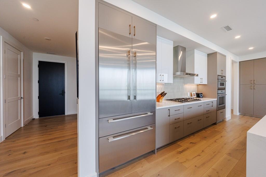 2425 Peachtree Road NE Unit 1401