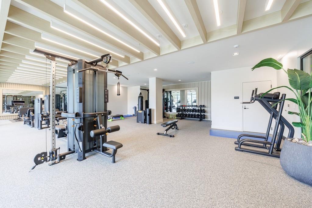 2425 Peachtree Road NE Unit 1401