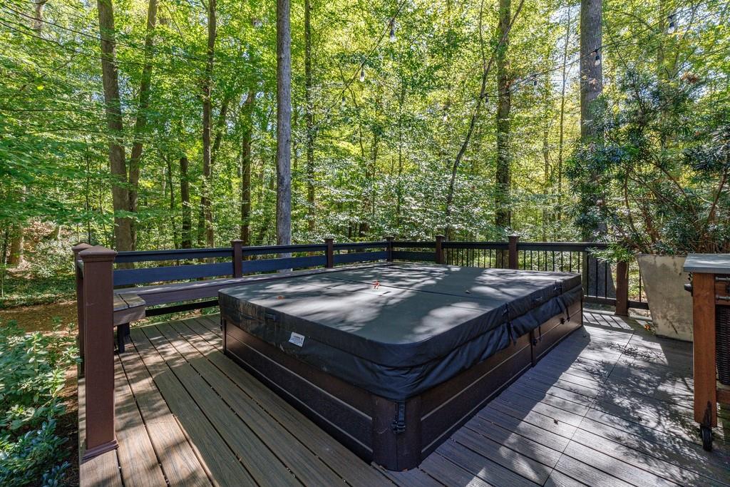 360 Argonne Drive NW