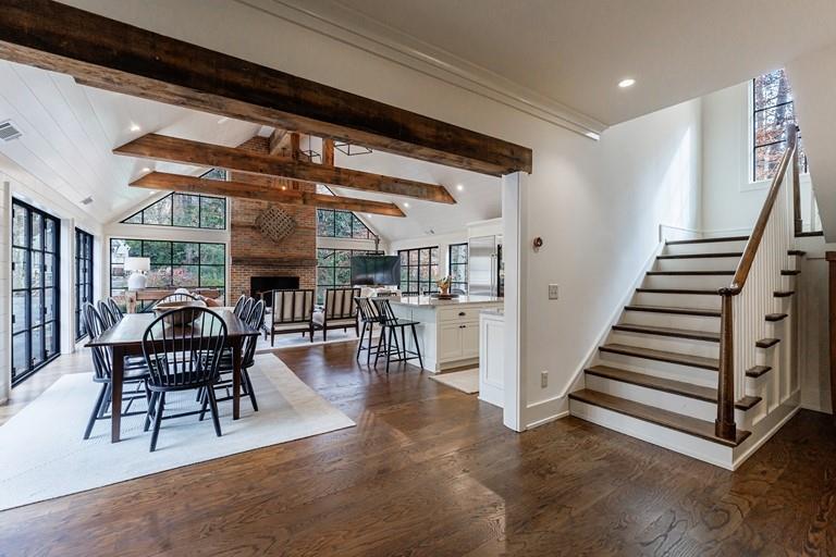 360 Argonne Drive NW