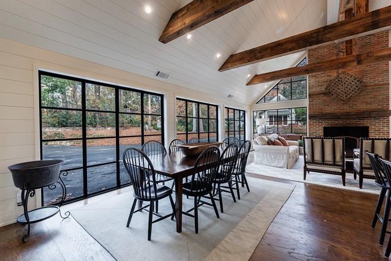 360 Argonne Drive NW