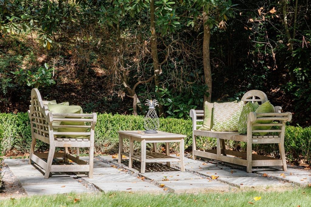 360 Argonne Drive NW