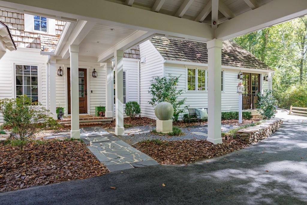 360 Argonne Drive NW