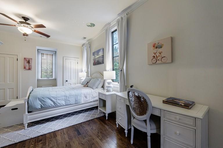 360 Argonne Drive NW