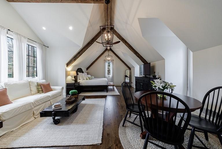 360 Argonne Drive NW