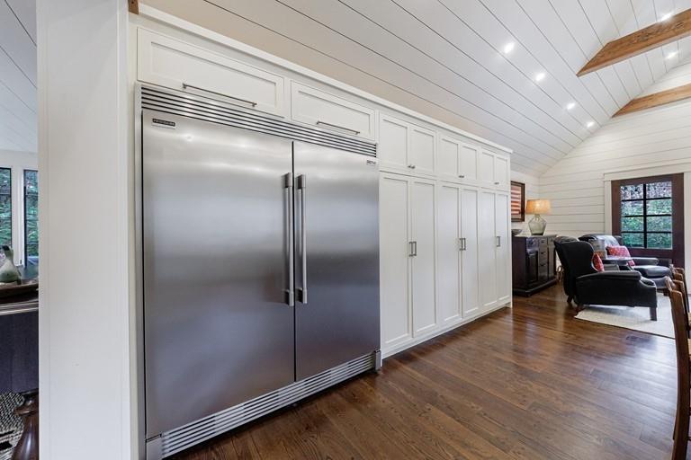 360 Argonne Drive NW