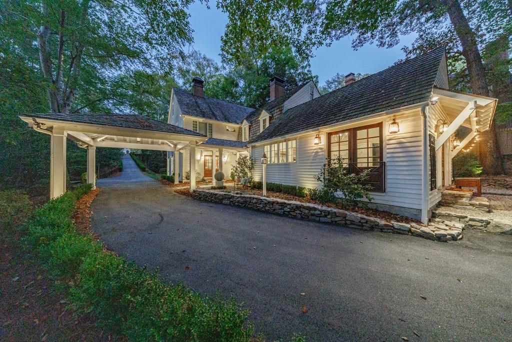 360 Argonne Drive NW