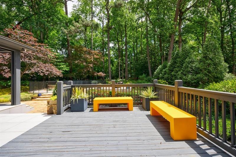 3117 W Roxboro Road NE