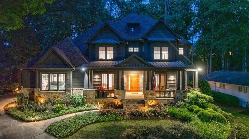 3117 W Roxboro Road NE