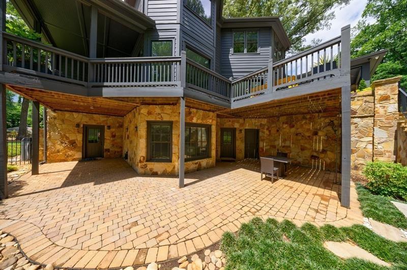 3117 W Roxboro Road NE