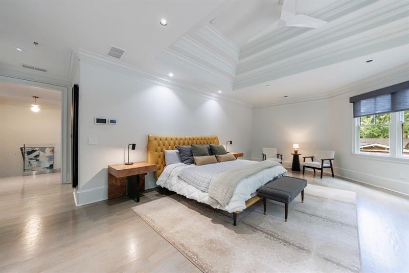 3117 W Roxboro Road NE