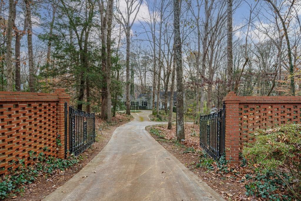 3990 Randall Mill Road NW