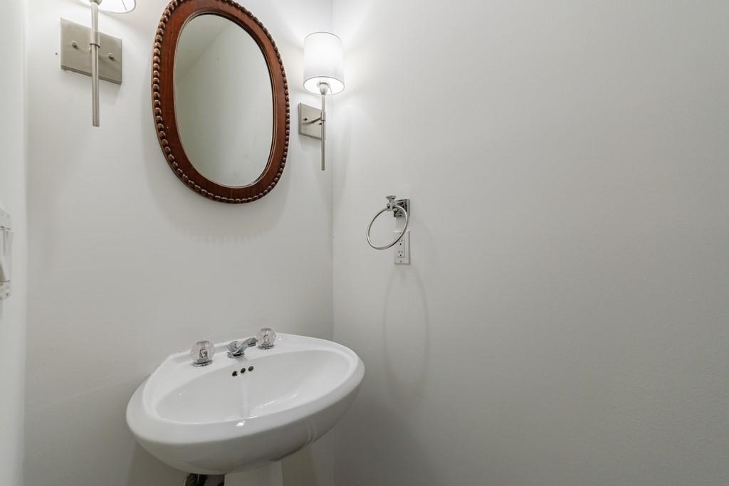 3491 Roswell Road NE