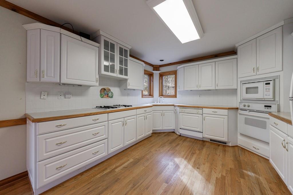 4334 Orchard Valley Drive SE