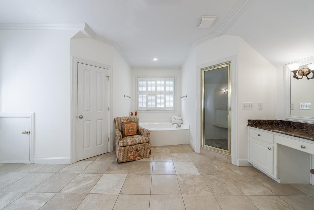 4470 Crestwicke Pointe NE