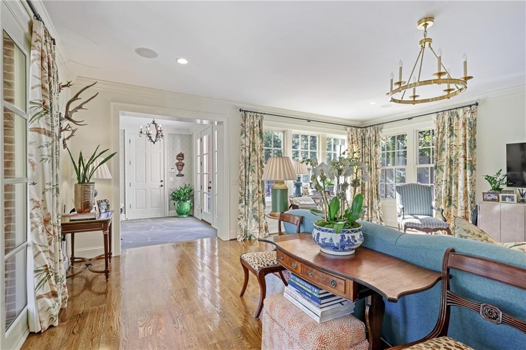 288 Peachtree Battle Avenue NW