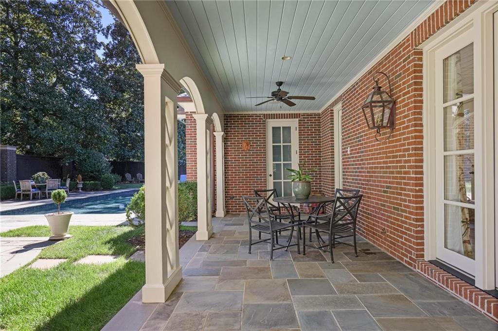 288 Peachtree Battle Avenue NW